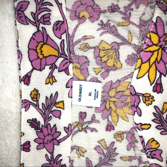 Floral Tank Top - Picture 2 of 3